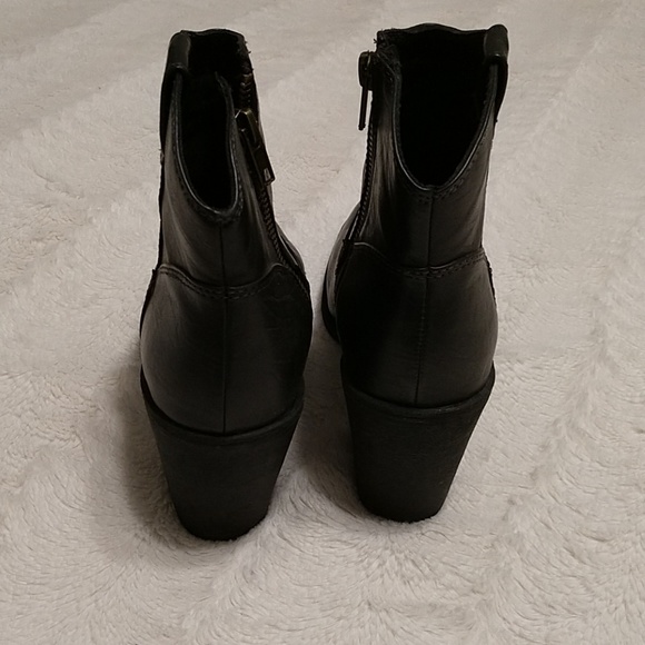 Black booties - Picture 3 of 4